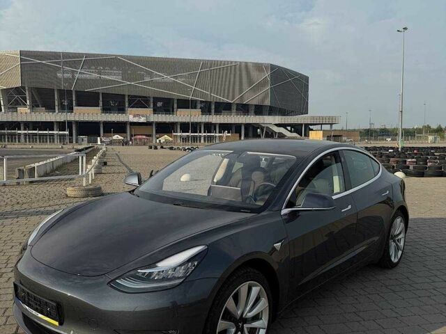 Сірий Тесла Модель 3, об'ємом двигуна 0 л та пробігом 38 тис. км за 12750 $, фото 7 на Automoto.ua