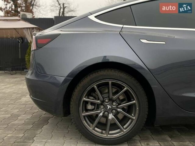 Сірий Тесла Модель 3, об'ємом двигуна 0 л та пробігом 158 тис. км за 19990 $, фото 10 на Automoto.ua