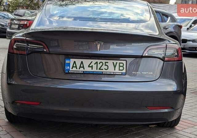 Серый Тесла Модель 3, объемом двигателя 0 л и пробегом 76 тыс. км за 21999 $, фото 16 на Automoto.ua