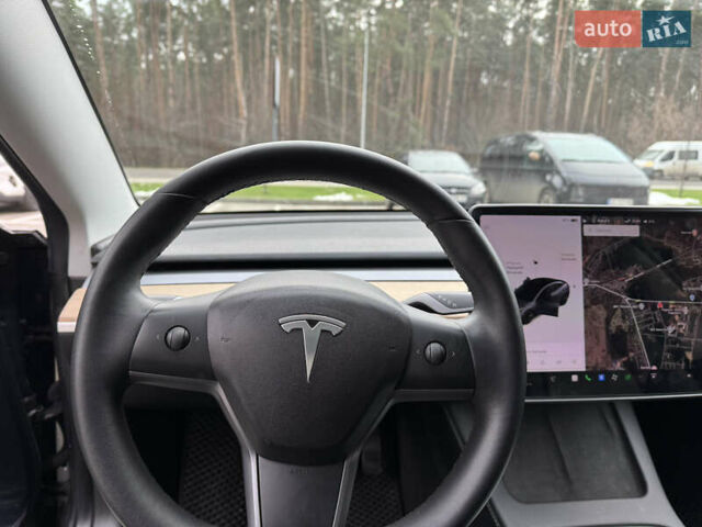 Серый Тесла Модель 3, объемом двигателя 0 л и пробегом 62 тыс. км за 17500 $, фото 18 на Automoto.ua