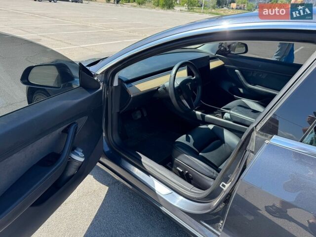 Серый Тесла Модель 3, объемом двигателя 0 л и пробегом 265 тыс. км за 14000 $, фото 8 на Automoto.ua