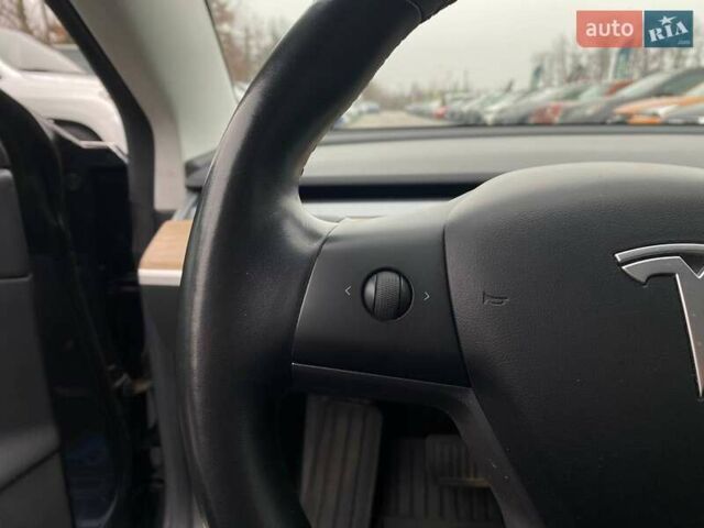 Серый Тесла Модель 3, объемом двигателя 0 л и пробегом 158 тыс. км за 20490 $, фото 29 на Automoto.ua