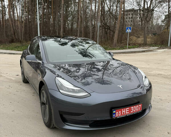 Серый Тесла Модель 3, объемом двигателя 0 л и пробегом 135 тыс. км за 16999 $, фото 11 на Automoto.ua