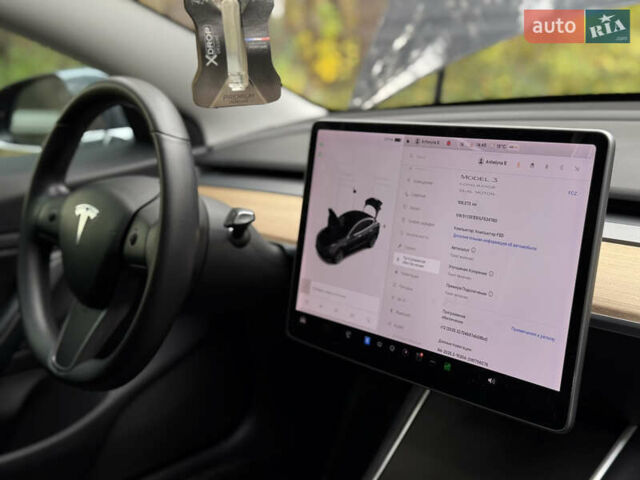 Серый Тесла Модель 3, объемом двигателя 0 л и пробегом 108 тыс. км за 18800 $, фото 15 на Automoto.ua
