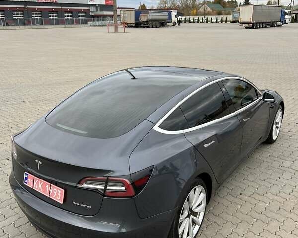 Серый Тесла Модель 3, объемом двигателя 0 л и пробегом 102 тыс. км за 16900 $, фото 9 на Automoto.ua