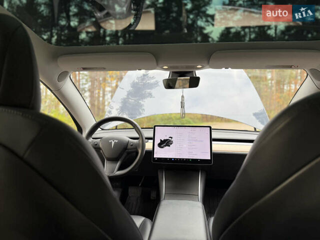 Серый Тесла Модель 3, объемом двигателя 0 л и пробегом 108 тыс. км за 18800 $, фото 23 на Automoto.ua