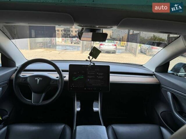Сірий Тесла Модель 3, об'ємом двигуна 0 л та пробігом 70 тис. км за 16599 $, фото 9 на Automoto.ua