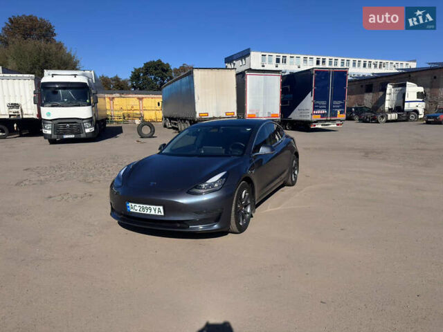 Сірий Тесла Модель 3, об'ємом двигуна 0 л та пробігом 116 тис. км за 17500 $, фото 1 на Automoto.ua