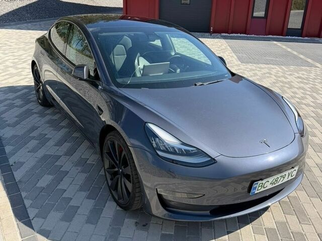 Сірий Тесла Модель 3, об'ємом двигуна 0 л та пробігом 127 тис. км за 18700 $, фото 1 на Automoto.ua