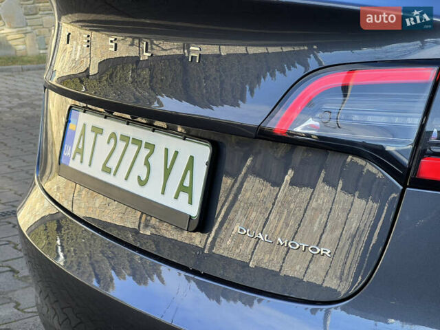 Сірий Тесла Модель 3, об'ємом двигуна 0 л та пробігом 170 тис. км за 17000 $, фото 8 на Automoto.ua