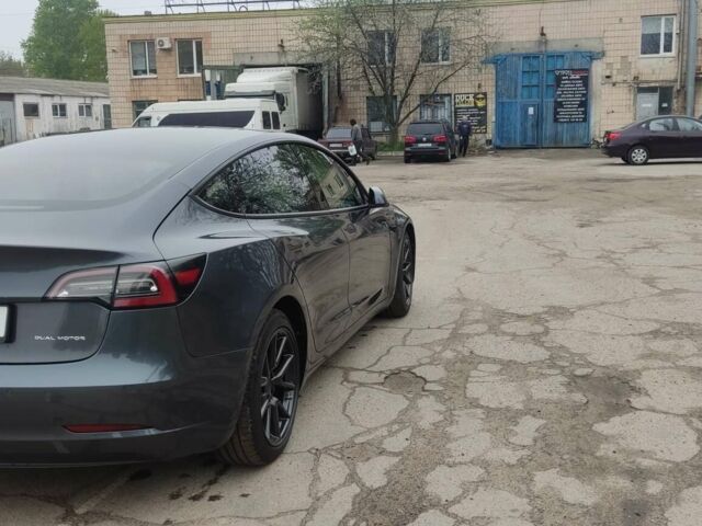 Сірий Тесла Модель 3, об'ємом двигуна 0 л та пробігом 145 тис. км за 23900 $, фото 4 на Automoto.ua
