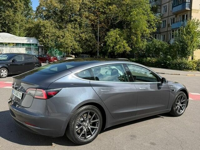 Серый Тесла Модель 3, объемом двигателя 0 л и пробегом 56 тыс. км за 22000 $, фото 8 на Automoto.ua