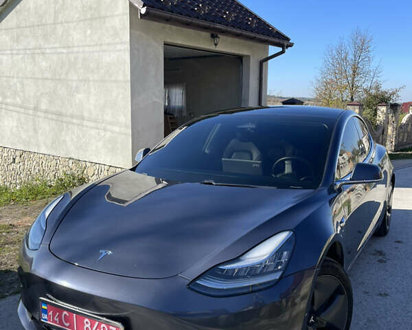 Сірий Тесла Модель 3, об'ємом двигуна 0 л та пробігом 60 тис. км за 16300 $, фото 12 на Automoto.ua