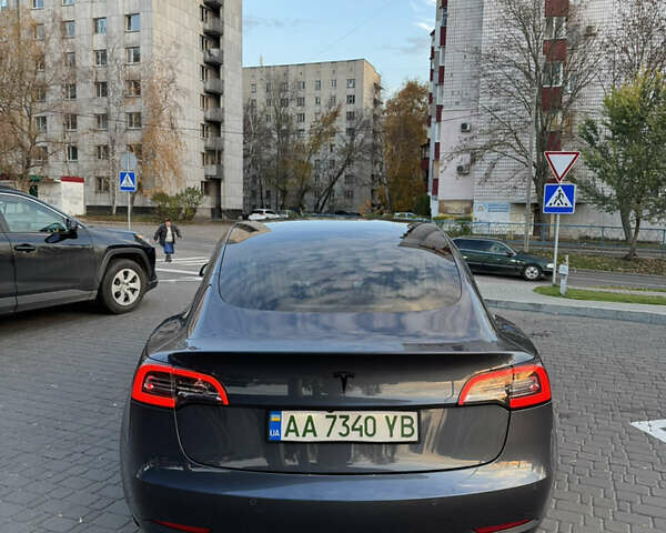 Сірий Тесла Модель 3, об'ємом двигуна 0 л та пробігом 111 тис. км за 16850 $, фото 8 на Automoto.ua
