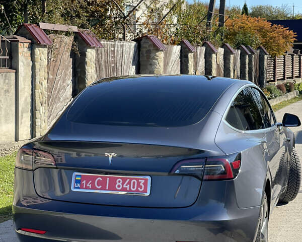 Сірий Тесла Модель 3, об'ємом двигуна 0 л та пробігом 60 тис. км за 16300 $, фото 13 на Automoto.ua
