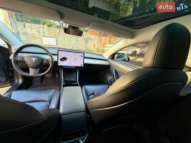 Сірий Тесла Модель 3, об'ємом двигуна 0 л та пробігом 60 тис. км за 17550 $, фото 9 на Automoto.ua