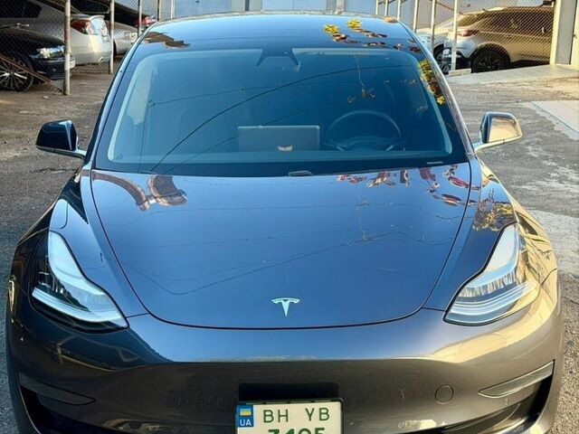 Сірий Тесла Модель 3, об'ємом двигуна 0 л та пробігом 60 тис. км за 17550 $, фото 1 на Automoto.ua
