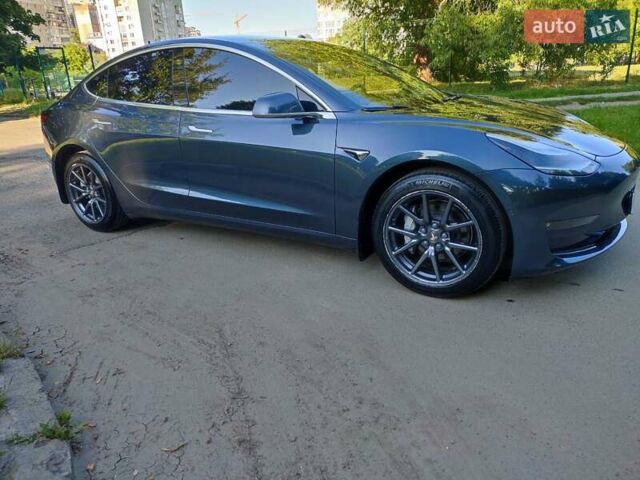Серый Тесла Модель 3, объемом двигателя 0 л и пробегом 79 тыс. км за 15500 $, фото 11 на Automoto.ua