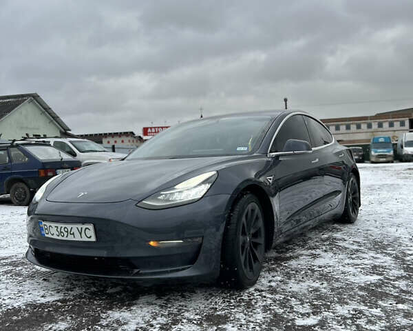 Серый Тесла Модель 3, объемом двигателя 0 л и пробегом 183 тыс. км за 16900 $, фото 14 на Automoto.ua
