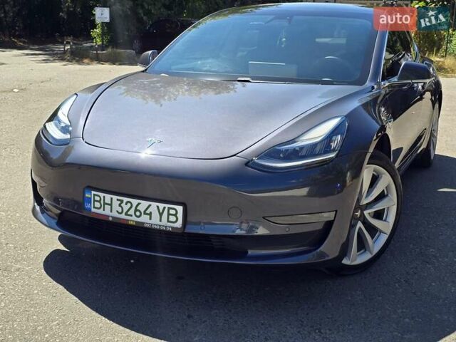 Сірий Тесла Модель 3, об'ємом двигуна 0 л та пробігом 91 тис. км за 17999 $, фото 6 на Automoto.ua