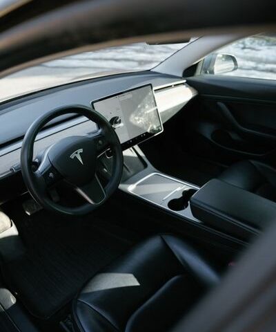 Серый Тесла Модель 3, объемом двигателя 0 л и пробегом 120 тыс. км за 15000 $, фото 14 на Automoto.ua