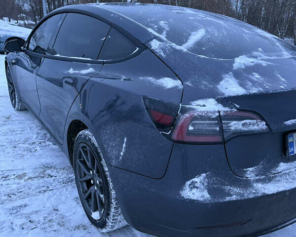 Серый Тесла Модель 3, объемом двигателя 0 л и пробегом 92 тыс. км за 15700 $, фото 6 на Automoto.ua