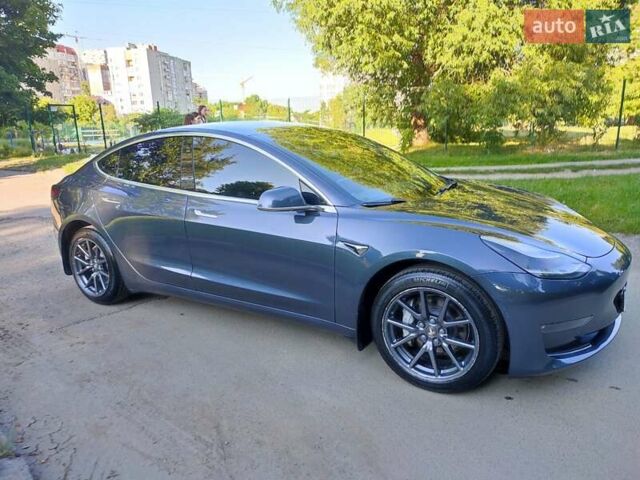 Серый Тесла Модель 3, объемом двигателя 0 л и пробегом 79 тыс. км за 15500 $, фото 10 на Automoto.ua