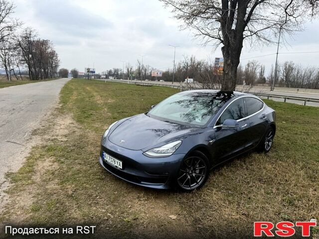 Серый Тесла Модель 3, объемом двигателя 0.5 л и пробегом 0 тыс. км за 18500 $, фото 1 на Automoto.ua