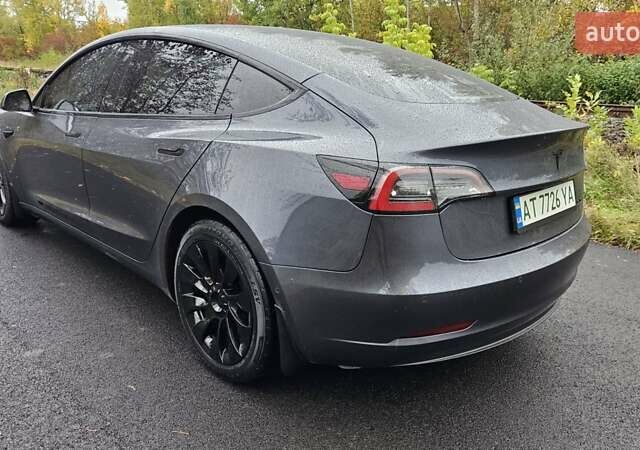 Сірий Тесла Модель 3, об'ємом двигуна 0 л та пробігом 117 тис. км за 17900 $, фото 28 на Automoto.ua