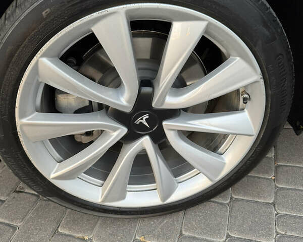 Сірий Тесла Модель 3, об'ємом двигуна 0 л та пробігом 111 тис. км за 16850 $, фото 14 на Automoto.ua