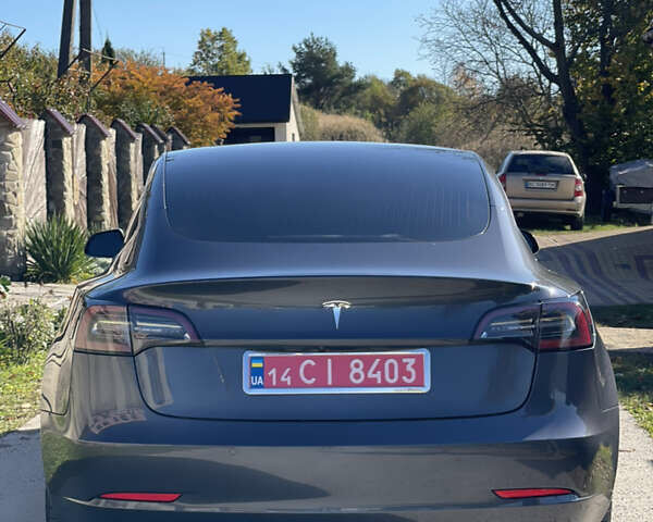 Сірий Тесла Модель 3, об'ємом двигуна 0 л та пробігом 60 тис. км за 16300 $, фото 9 на Automoto.ua