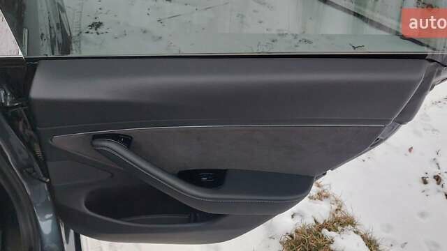 Сірий Тесла Модель 3, об'ємом двигуна 0 л та пробігом 196 тис. км за 19500 $, фото 33 на Automoto.ua