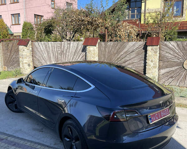 Сірий Тесла Модель 3, об'ємом двигуна 0 л та пробігом 60 тис. км за 16300 $, фото 19 на Automoto.ua