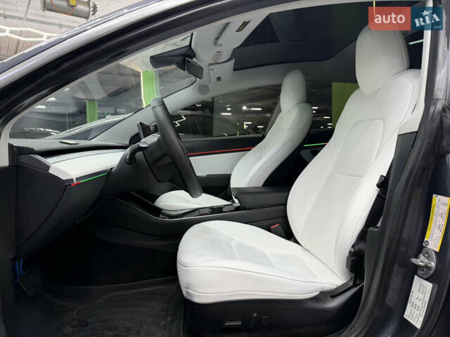 Серый Тесла Модель 3, объемом двигателя 0 л и пробегом 114 тыс. км за 17000 $, фото 9 на Automoto.ua