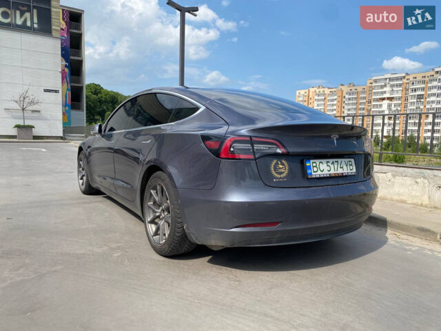 Сірий Тесла Модель 3, об'ємом двигуна 0 л та пробігом 91 тис. км за 11500 $, фото 4 на Automoto.ua