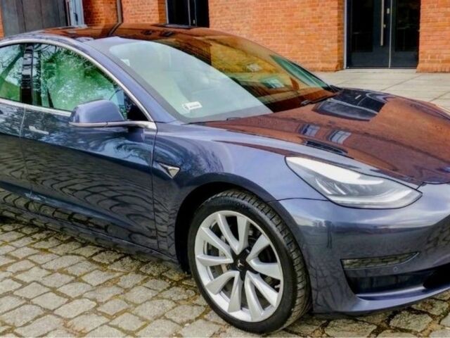 Сірий Тесла Модель 3, об'ємом двигуна 0 л та пробігом 96 тис. км за 11300 $, фото 3 на Automoto.ua