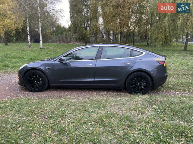 Тесла Модель 3 2020 у Рівному на Automoto.ua Сірий Тесла Модель 3, об'ємом двигуна 0 л та пробігом 176 тис. км за 14000 $, фото 5 на Automoto.ua