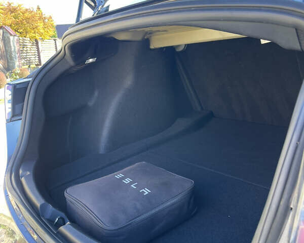 Сірий Тесла Модель 3, об'ємом двигуна 0 л та пробігом 60 тис. км за 16300 $, фото 36 на Automoto.ua