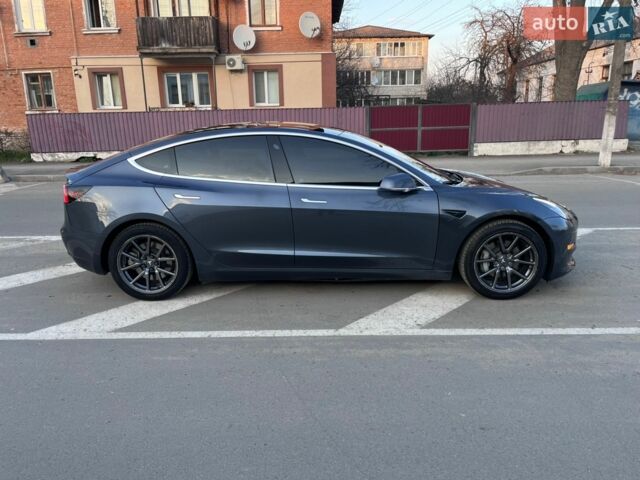 Сірий Тесла Модель 3, об'ємом двигуна 0 л та пробігом 95 тис. км за 15999 $, фото 17 на Automoto.ua