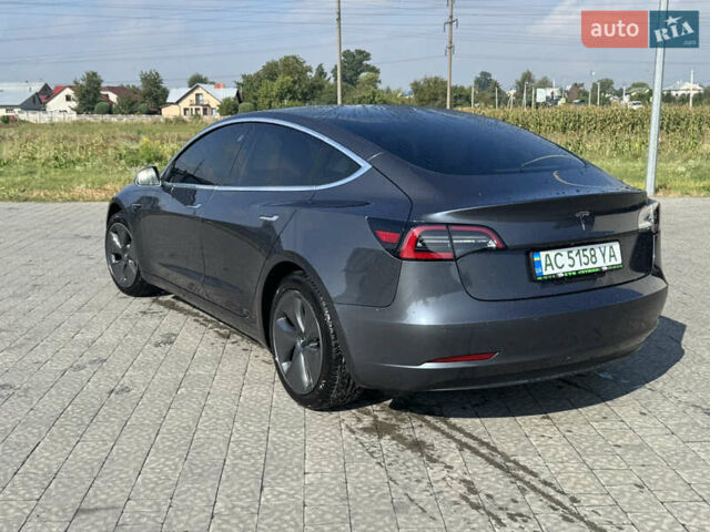Серый Тесла Модель 3, объемом двигателя 0 л и пробегом 117 тыс. км за 16950 $, фото 2 на Automoto.ua