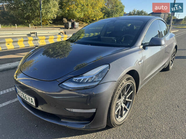 Тесла Модель 3 2020 в Одессе на Automoto.ua Серый Тесла Модель 3, объемом двигателя 0 л и пробегом 165 тыс. км за 17800 $, фото 10 на Automoto.ua