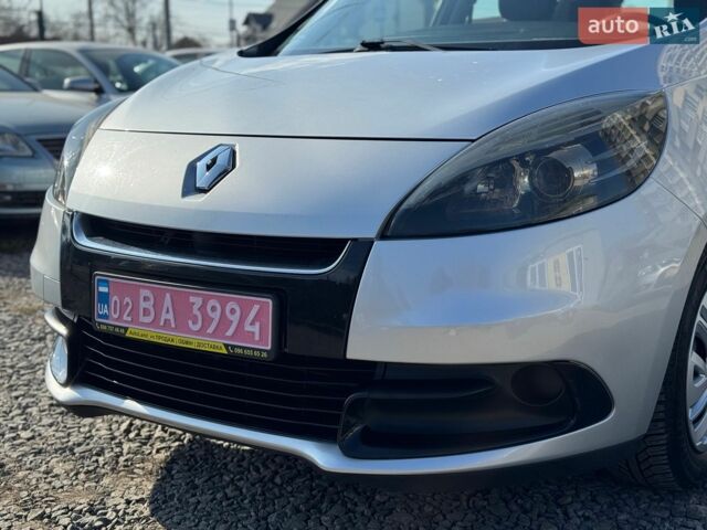 Серый Тесла Модель 3, объемом двигателя 0 л и пробегом 143 тыс. км за 15900 $, фото 13 на Automoto.ua