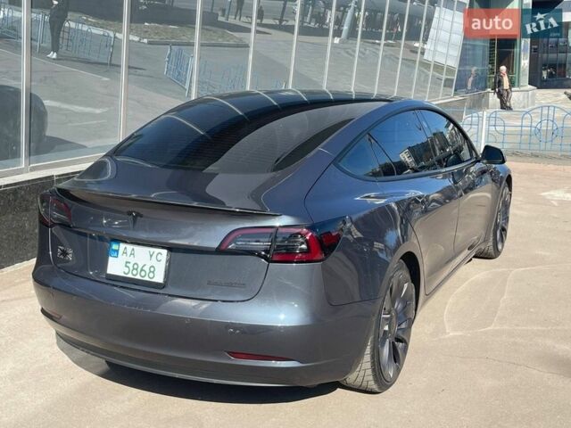 Серый Тесла Модель 3, объемом двигателя 0 л и пробегом 71 тыс. км за 20999 $, фото 4 на Automoto.ua