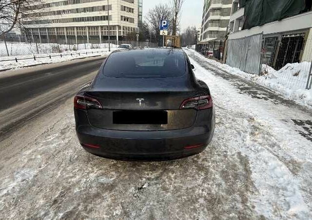 Сірий Тесла Модель 3, об'ємом двигуна 0 л та пробігом 63 тис. км за 14000 $, фото 4 на Automoto.ua