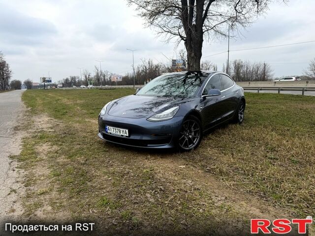 Серый Тесла Модель 3, объемом двигателя 0.5 л и пробегом 0 тыс. км за 18500 $, фото 9 на Automoto.ua