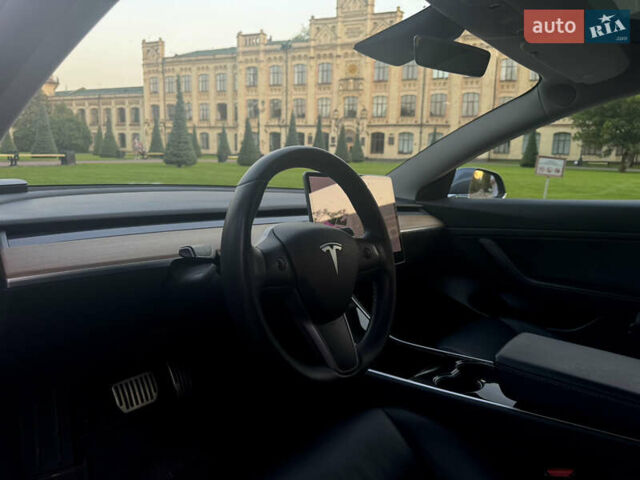 Серый Тесла Модель 3, объемом двигателя 0 л и пробегом 141 тыс. км за 19500 $, фото 14 на Automoto.ua