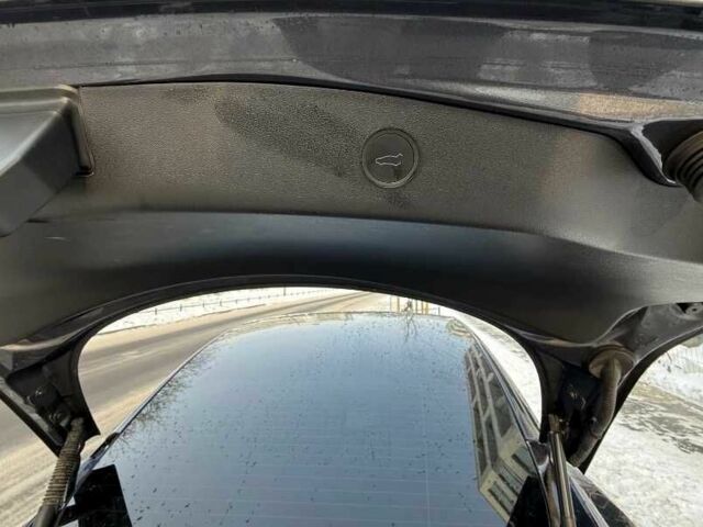 Сірий Тесла Модель 3, об'ємом двигуна 0 л та пробігом 63 тис. км за 14000 $, фото 10 на Automoto.ua