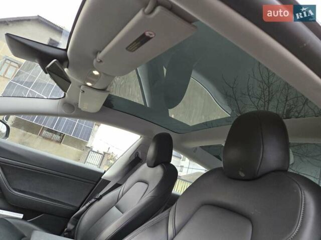 Сірий Тесла Модель 3, об'ємом двигуна 0 л та пробігом 260 тис. км за 13700 $, фото 6 на Automoto.ua