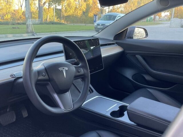 Сірий Тесла Модель 3, об'ємом двигуна 0 л та пробігом 52 тис. км за 19999 $, фото 4 на Automoto.ua
