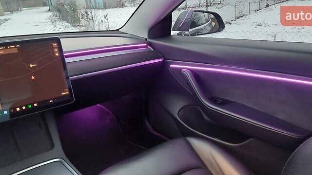 Сірий Тесла Модель 3, об'ємом двигуна 0 л та пробігом 196 тис. км за 19500 $, фото 16 на Automoto.ua